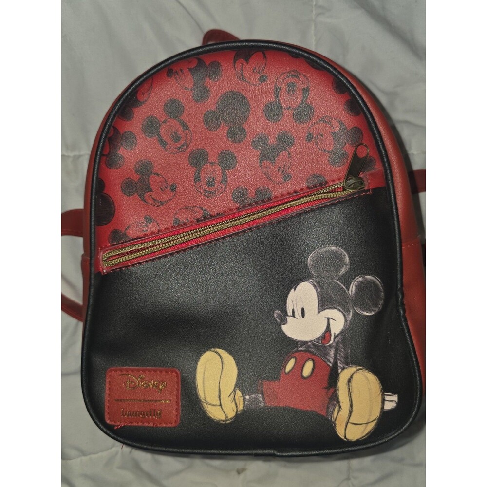 Like new loungefly Disney Mickey mouse mini backpack bookbag purse bag tote!